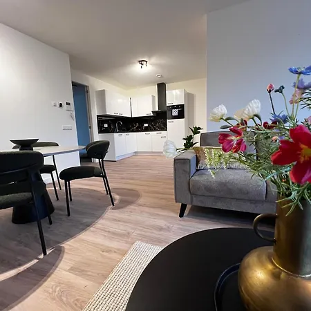 Freshly Built Spacious W Quick Wifi & Full K Apartmán